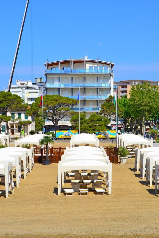 Sunbeach Apartments 利尼亚诺萨比亚多罗 外观 照片